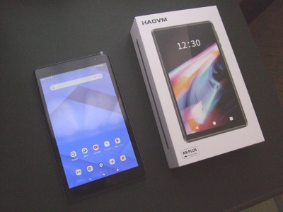 Androidタブレット HAOVM M8 Plus 本体と箱
