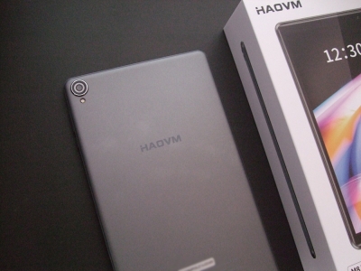 Androidタブレット HAOVM M8 Plus 背面