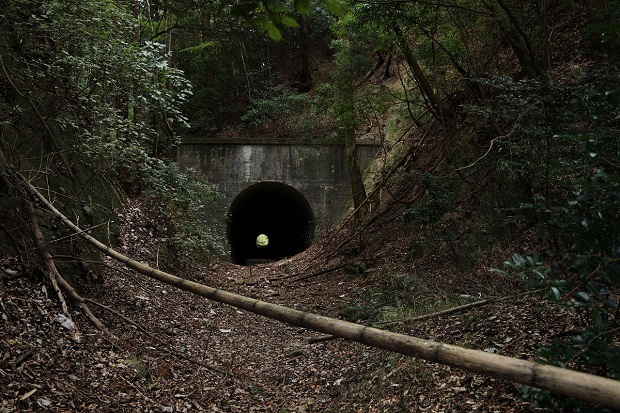 岩部八幡神社　廃トンネル
