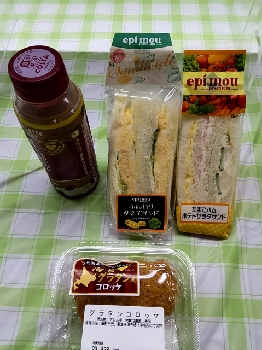 サンドイッチとグラタンコロッケ